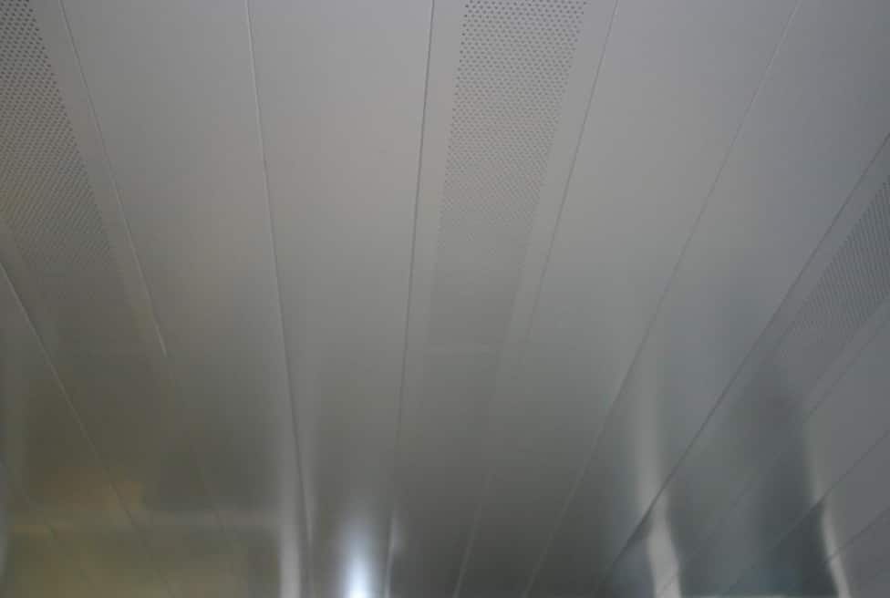 Sous-face interieur blanc